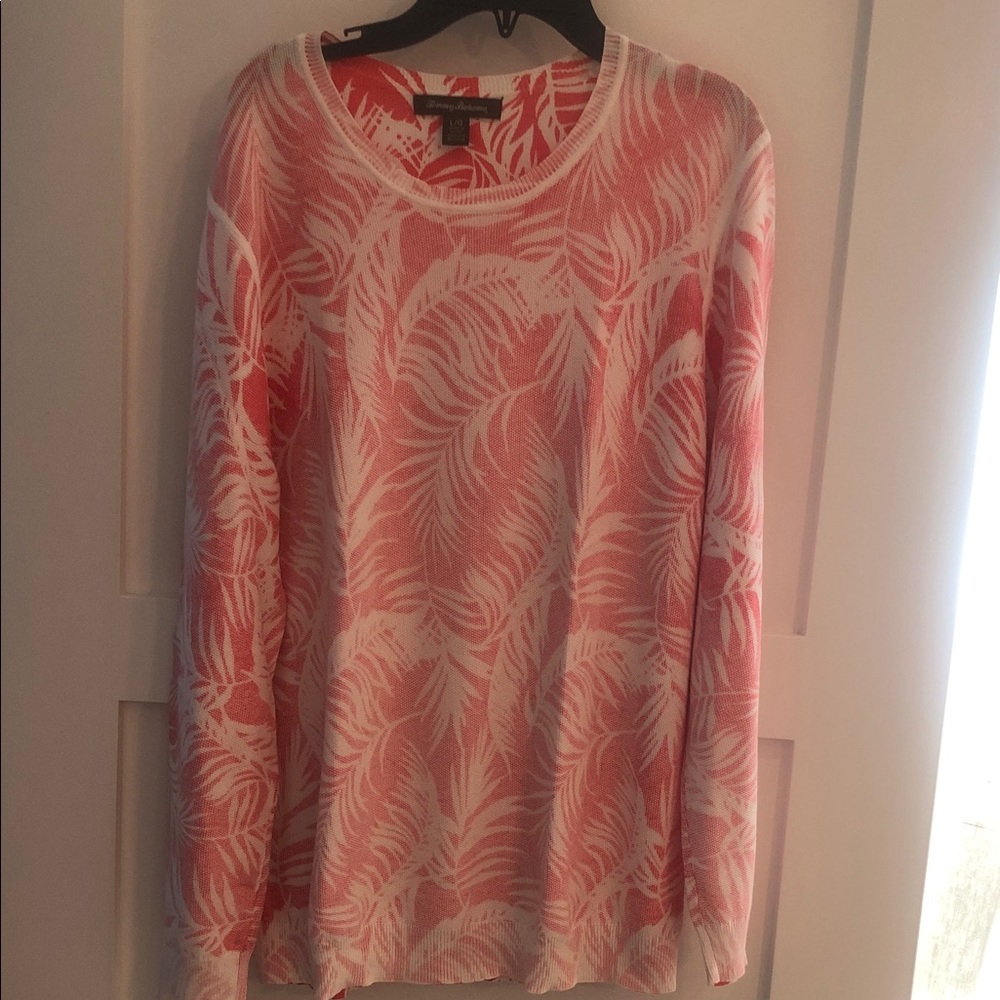 Tommy Bahama Coral and White Leaf Print light weight sweater.